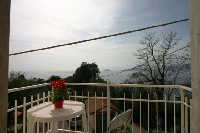 B&B La Baia Di Fiascherino Citr01101Sei-Beb-0011 Tellaro Eksteriør bilde